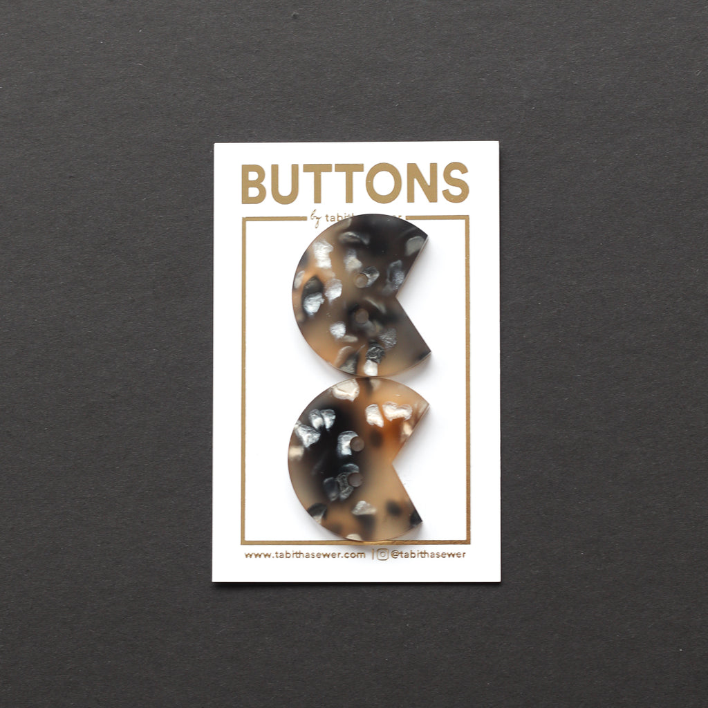 Tabitha Sewer - Buttons - 31.75mm (1.25") - Snow Leopard Wedge XL - 2 count